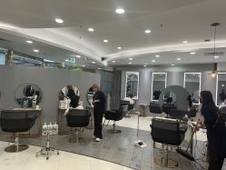 -八佰伴8008星级形象店