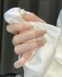 -IDO美甲美睫