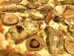 鸡肉菌菇披萨-Ufufu cafe(天神巷店)