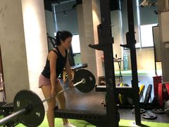 -汗水空间私教健身连锁(SM广场店)