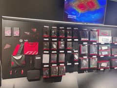 -ROG玩家国度(美罗城店)