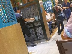 -黄泥岗·地道湖北菜(奥特莱斯店)