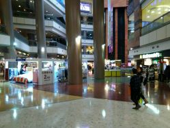 -玩具反斗城(正大广场店)