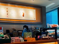 -星巴克(青岛火车北站候车大厅店)