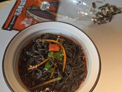 -鸣记脆皮烤鱼·海鲜烤鱼(三八广场店)