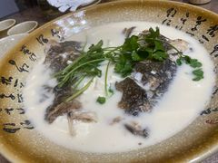 招牌鱼头汤-75幢私房菜馆