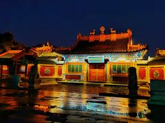-席力图召