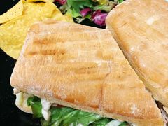 -HELLO 27 意面·沙拉·帕尼尼