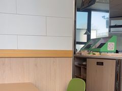 -德克士(宝龙天地店)