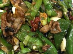 -鑫巴蜀小镇 · 水煮鱼专研店(玉桥店)