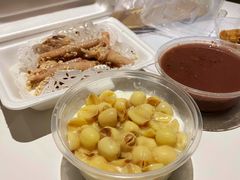 牛奶炖蛋白加莲子-黄师奶甜品店