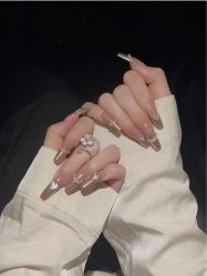 -UU·NAIL美甲美睫專門店