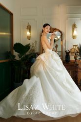 点击看大图 -Renee芮亦婚纱