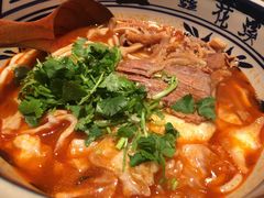 -鑫花溪牛肉米粉(东环大润发店)