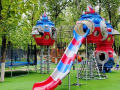 -蓝地时尚庄园(北京清河营地铁站店)