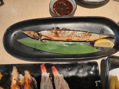 -万岁料理回转寿司(华贸店)