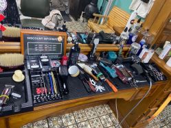 -小戈男士复古理发馆barber shop