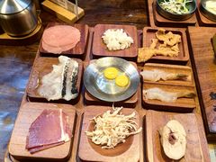 -银米·云南传统过桥米线(双廊黑金冠店)