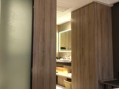 -杭州西湖湖滨银泰亚朵酒店