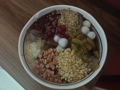 -蓉李记成都名小吃(太原龙湖万达店)