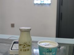 -正飞鲜奶(吐鲁番路店)