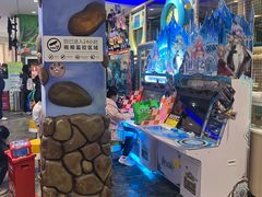 -反斗乐园π·电玩·高空拓展·蹦床(龙华天虹店)