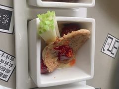 -穹六人间 people 6(岳阳路店)