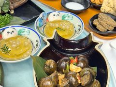 -刘姐啤酒鱼民族演艺餐厅(西街总店)