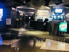 -百美汇影城(LUXE嘉里中心店)