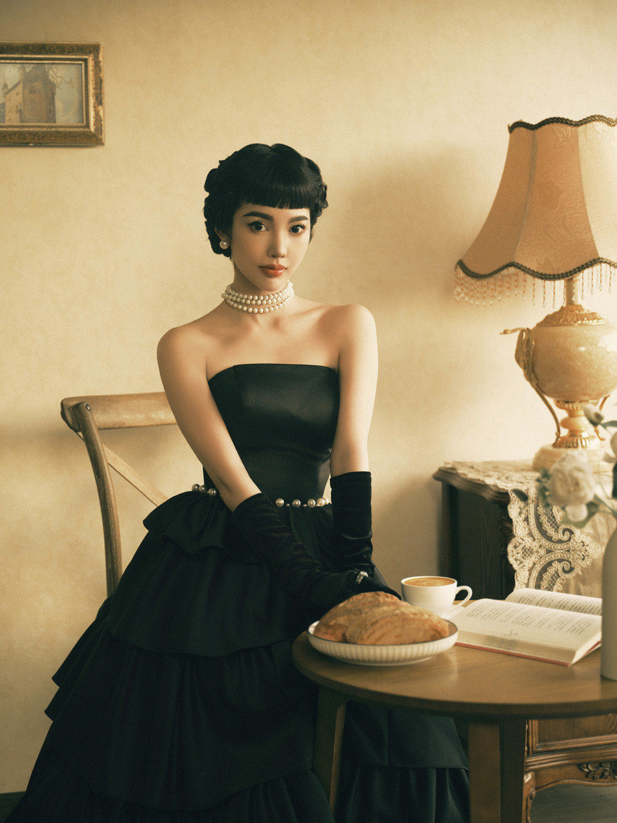 蒂芙尼的早餐💎奥黛丽赫本风复古写真