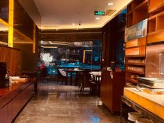 -岷山饭店-芝芝自助餐厅