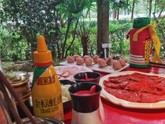 -二荆条·蜀鲜汇城市森林火锅