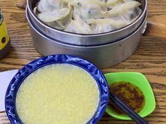 -金城包子牛肉灌汤包(台东四路店)