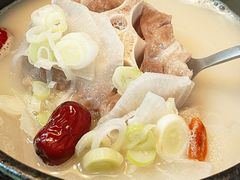 -益百岁牛尾汤(香山路店)