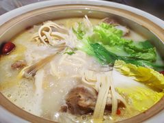 招牌筒骨砂锅-小骨煲金华砂锅(转塘金街美地店)