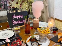 -Mark&Mars Restaurant