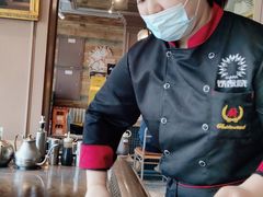 -雅玛花式铁板烧餐厅(好运街店)