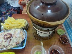 -威邵鸡煲(西华路总店)