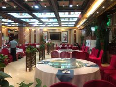 大堂-鹊华居·地道鲁菜·海鲜·融合味(大明湖店)