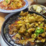 被这苍蝇小馆的豆花饭惊艳到了[色]