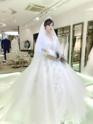 点击看大图 -挪娅婚纱摄影皇家会所