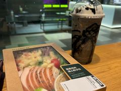 -星巴克(上海虹桥新天地二店)
