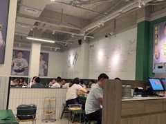 -费大厨辣椒炒肉(太平老街店)