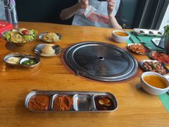 -唯成•韩国炭火烤肉 유성고기