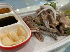 -马尔龙新疆饭店·清真(瑞景店)