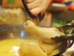 -鲜入围煮花胶鸡海鲜火锅