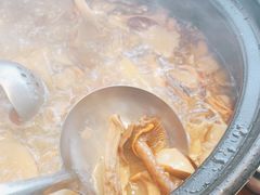 -宣威山野人家·云南菜·菌火锅(金碧店)
