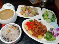 -阁涞玛尊月月子会所(温江店)