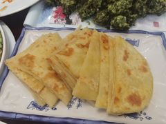 -红岩美食坊(伊春市伊春区)