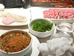 -海底捞火锅鲜切牛肉主题店(长寿路店)